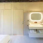 Historic Chestnut Kiln With Pool In The Cevennes *