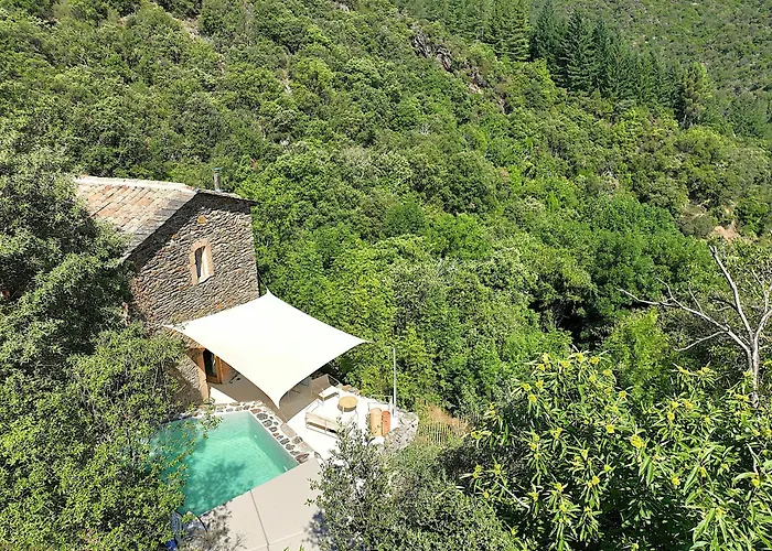 Σπίτι διακοπών Historic Chestnut Kiln With Pool In The Cevennes Sumène