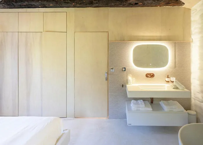 Historic Chestnut Kiln With Pool In The Cevennes *